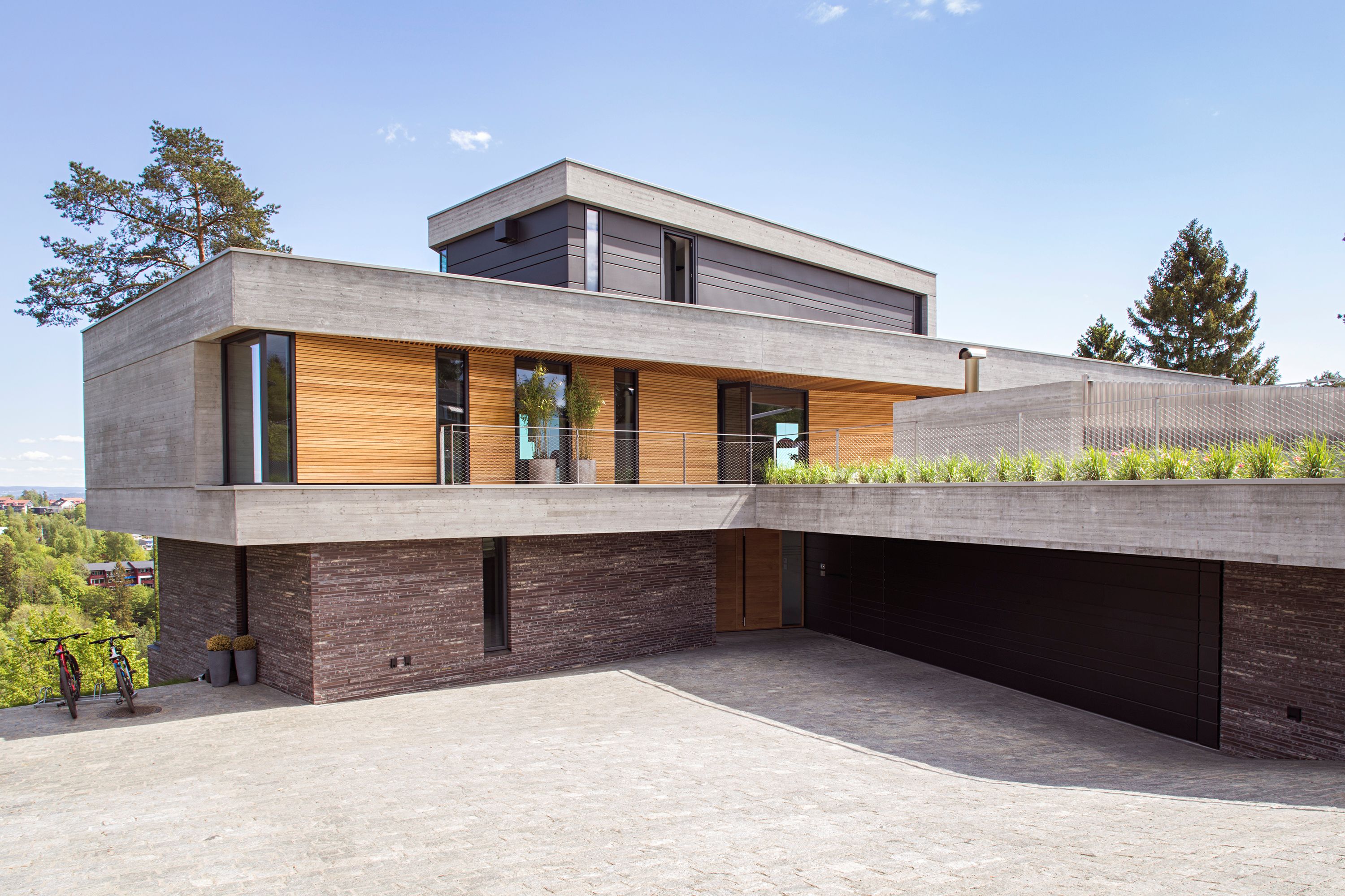 Murvilla, Slependen murhus, murstein